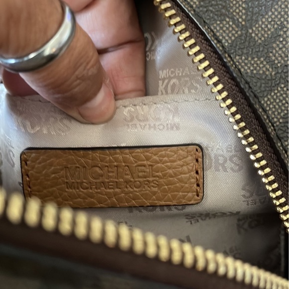 Michael kors small backpack - Picture 9 of 10